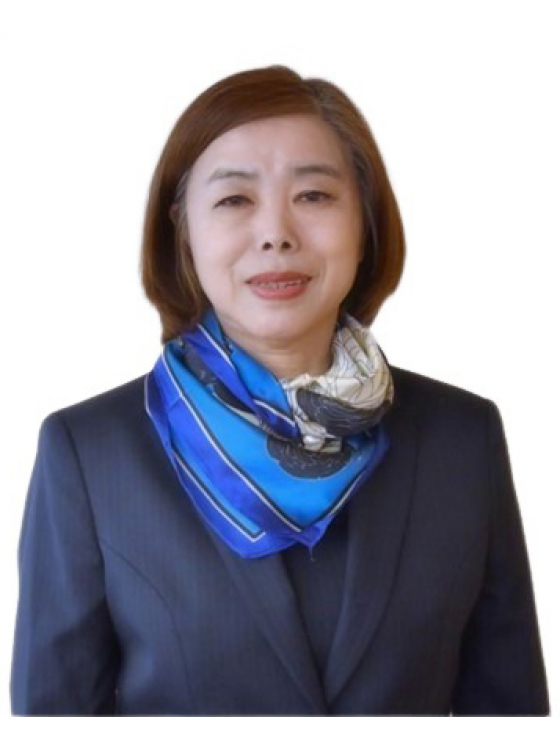 劉麗足