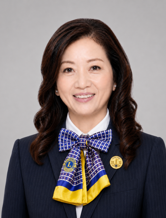 陳燕招 獅友
